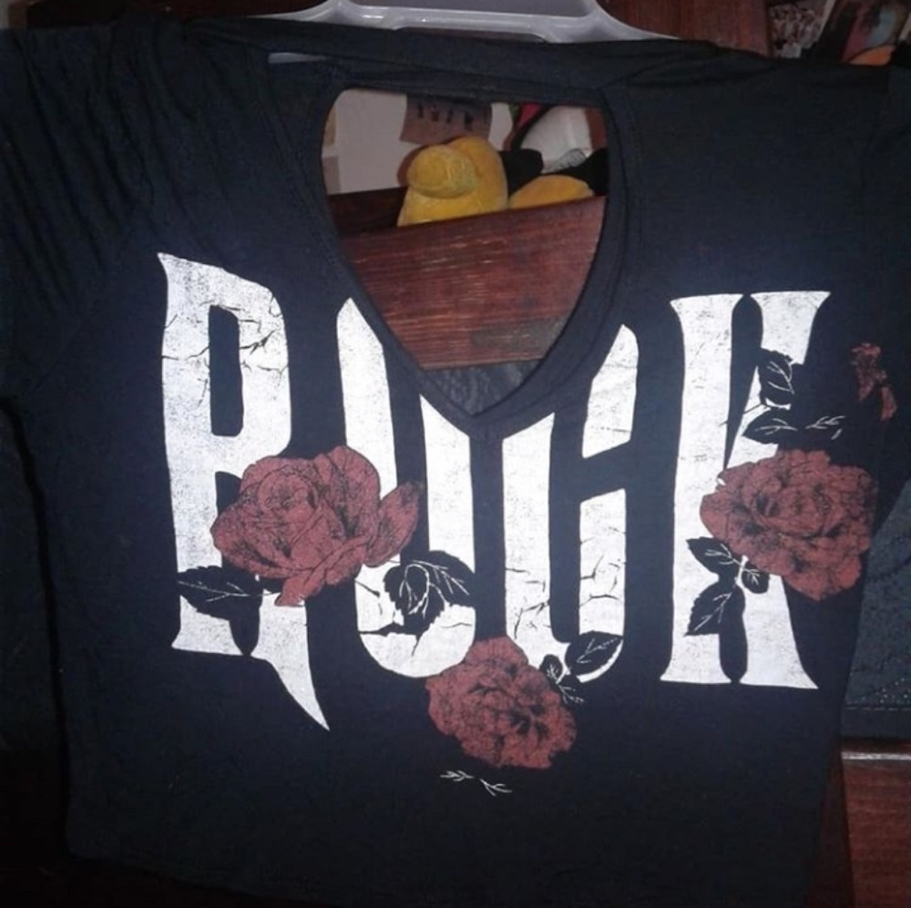 Rock crop top , never used